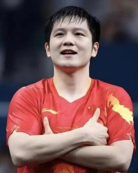 博万体育登录入口-淡出国乒，签下9个代言，樊振东赚到多少代言费？名宿：若直播必上亿|乒乓球|世界排名|商业价值|阿萨尔|安东尼_新浪体育_新浪新闻